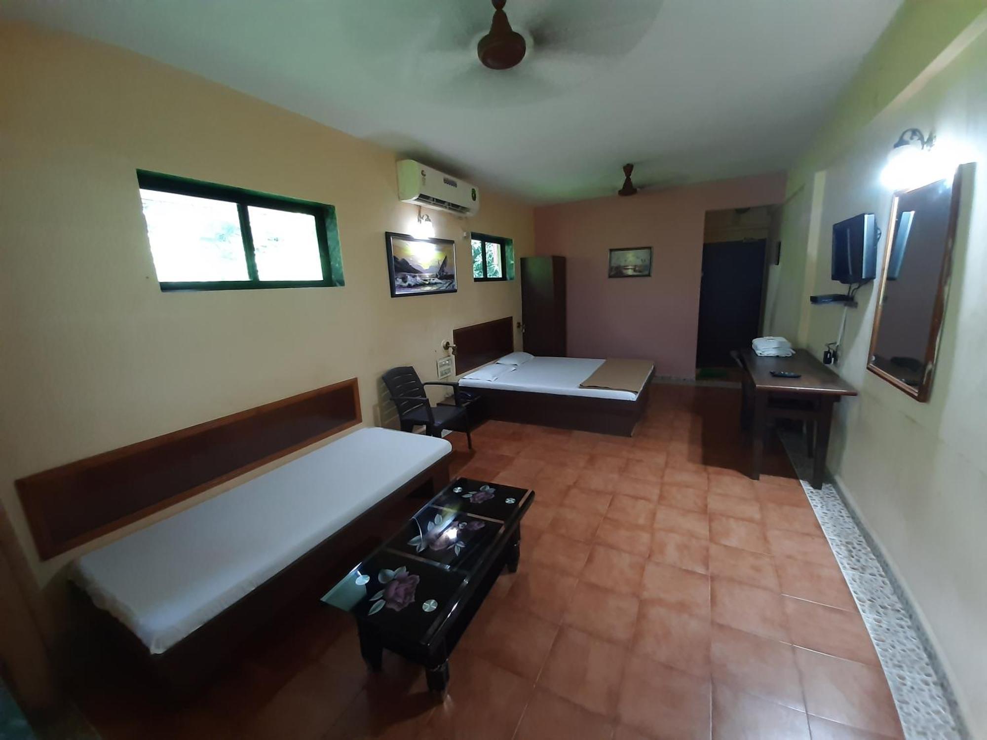 Seawoods Beach Hotel Dahanu Zimmer foto